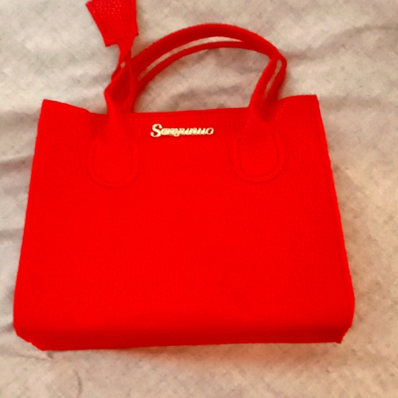 Handbags - Red small satchel with crossbody strap
